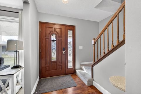 Tiny photo for 3925 TANGLEFOOT Court, Bettendorf, IA 52722 (MLS # 12549213)