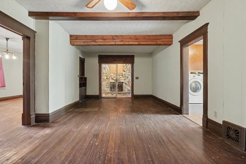 Tiny photo for 105 W Maple Street, Roberts, IL 60962 (MLS # 12702494)