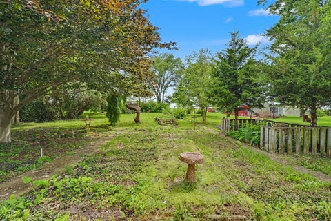 Tiny photo for 105 W Maple Street, Roberts, IL 60962 (MLS # 12702494)