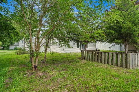 Tiny photo for 105 W Maple Street, Roberts, IL 60962 (MLS # 12702494)