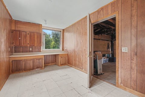 Tiny photo for 105 W Maple Street, Roberts, IL 60962 (MLS # 12702494)