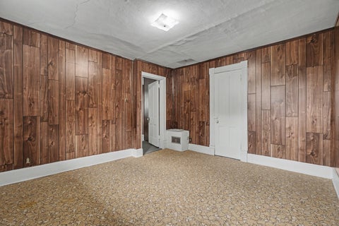 Tiny photo for 105 W Maple Street, Roberts, IL 60962 (MLS # 12702494)