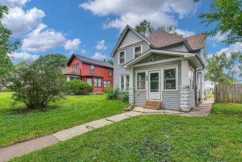 Tiny photo for 2214 W 2ND Street, Davenport, IA 52802 (MLS # 12759864)