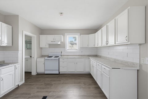 Tiny photo for 2214 W 2ND Street, Davenport, IA 52802 (MLS # 12759864)