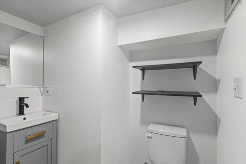 Tiny photo for 815 Oliver Avenue, Aurora, IL 60506 (MLS # 12460813)