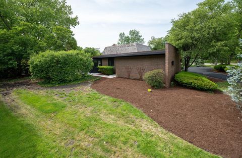 Tiny photo for 8100 S Park Avenue, Burr Ridge, IL 60527 (MLS # 12655758)