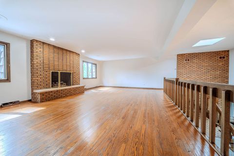 Tiny photo for 8100 S Park Avenue, Burr Ridge, IL 60527 (MLS # 12655758)