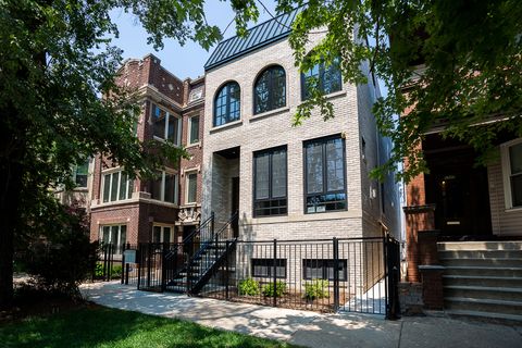 3446 N Oakley Avenue Chicago IL 60618