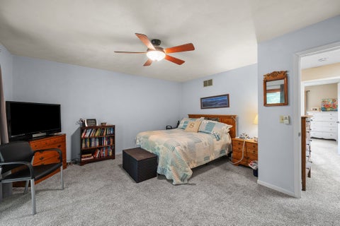 Tiny photo for 2809 12th Avenue #402, Rock Island, IL 61201 (MLS # 12760312)