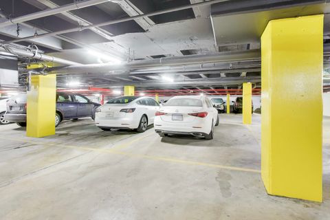 Tiny photo for 40 N Tower Road #16N, Oak Brook, IL 60523 (MLS # 12617054)