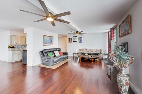 Tiny photo for 40 N Tower Road #16N, Oak Brook, IL 60523 (MLS # 12617054)