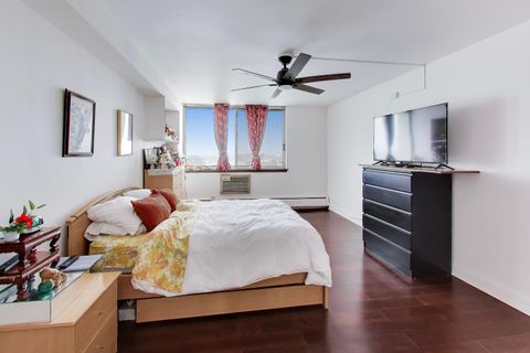 Tiny photo for 40 N Tower Road #16N, Oak Brook, IL 60523 (MLS # 12617054)