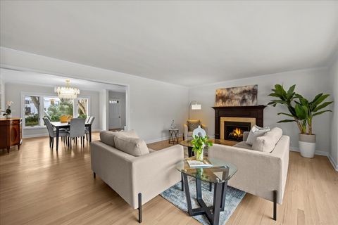 Tiny photo for 1215 Spruce Street, Winnetka, IL 60093 (MLS # 12551088)