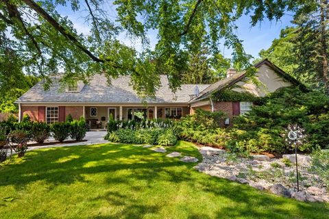 Photo of 1215 Spruce Street, Winnetka, IL 60093 (MLS # 12551088)