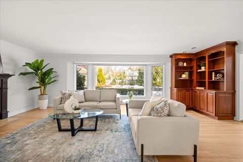 Tiny photo for 1215 Spruce Street, Winnetka, IL 60093 (MLS # 12551088)