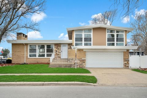 Photo of 14940 Oak Street, Dolton, IL 60419 (MLS # 12604444)