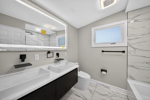 Tiny photo for 14940 Oak Street, Dolton, IL 60419 (MLS # 12604444)