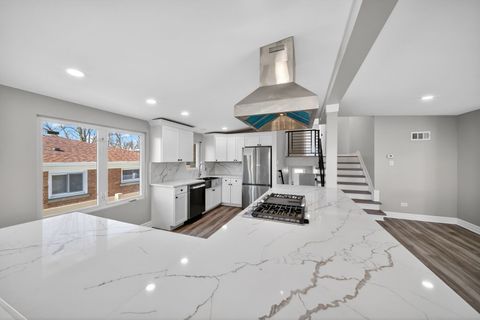 Tiny photo for 14940 Oak Street, Dolton, IL 60419 (MLS # 12604444)