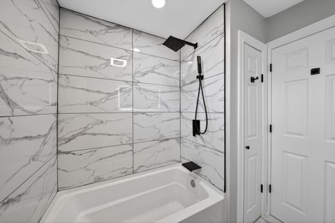 Tiny photo for 14940 Oak Street, Dolton, IL 60419 (MLS # 12604444)