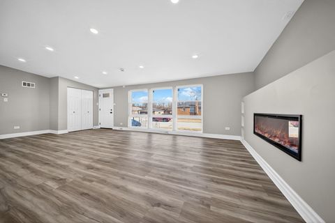 Tiny photo for 14940 Oak Street, Dolton, IL 60419 (MLS # 12604444)