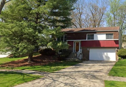 Tiny photo for 1922 Cambridge Lane, Wheaton, IL 60189 (MLS # 12552608)