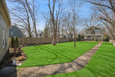 Tiny photo for 814 Park Avenue, Wilmette, IL 60091 (MLS # 12607115)