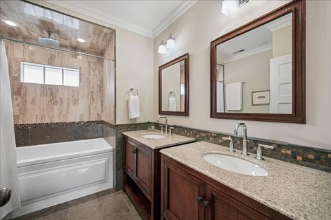 Tiny photo for 814 Park Avenue, Wilmette, IL 60091 (MLS # 12607115)