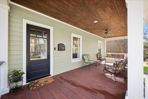 Tiny photo for 814 Park Avenue, Wilmette, IL 60091 (MLS # 12607115)