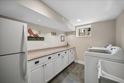 Tiny photo for 814 Park Avenue, Wilmette, IL 60091 (MLS # 12607115)
