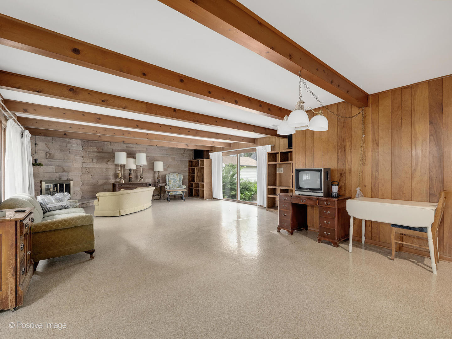 1106 E North Path
