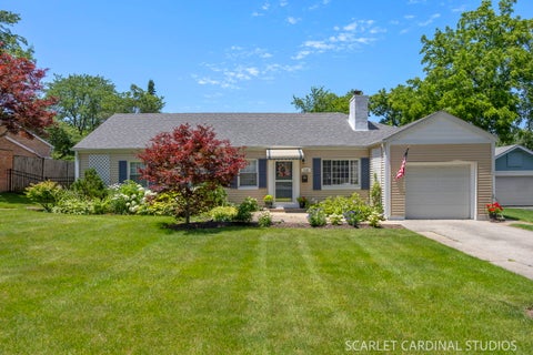Photo of 118 S President Street, Wheaton, IL 60187 (MLS # 12773682)