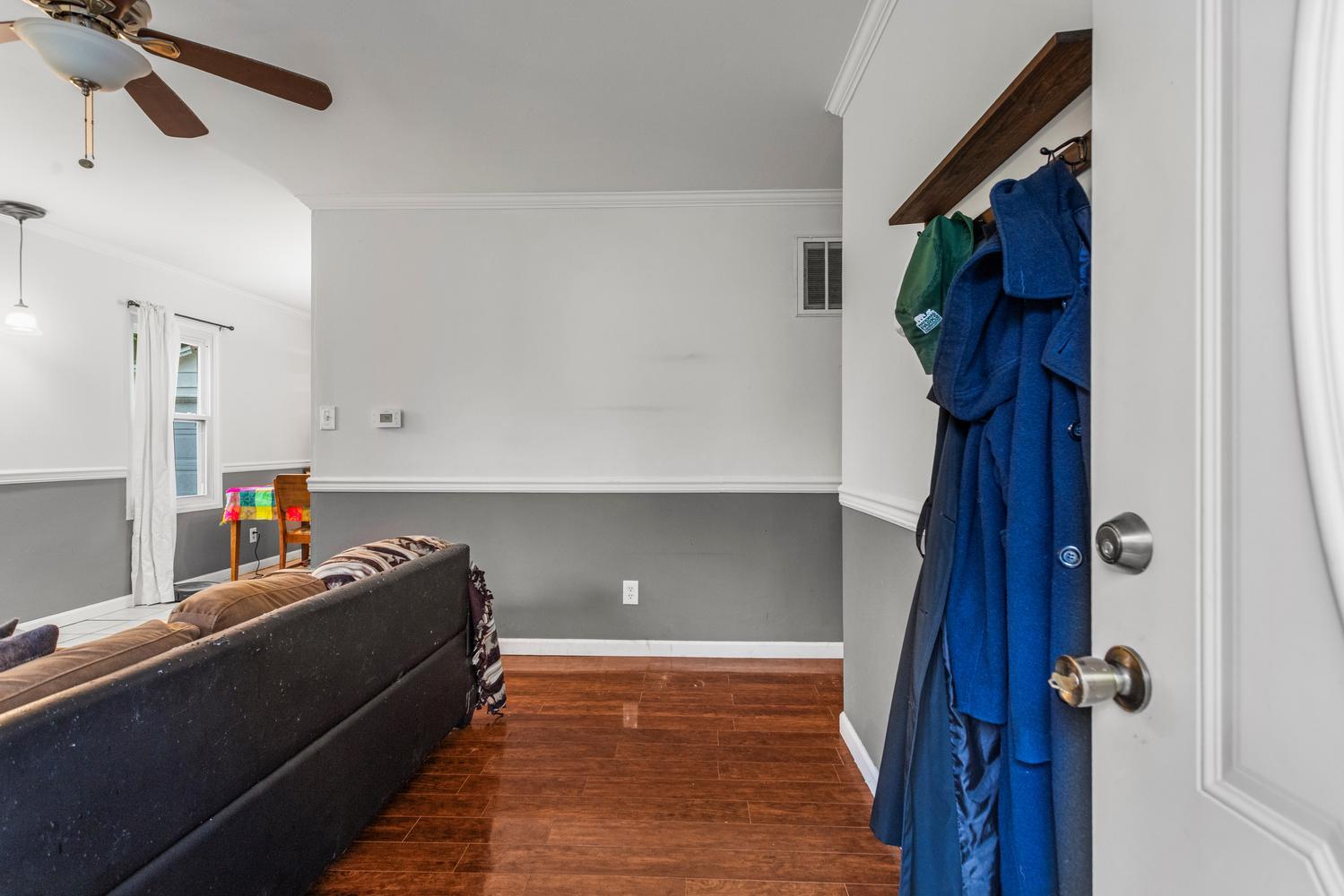 1619 Clover Lane