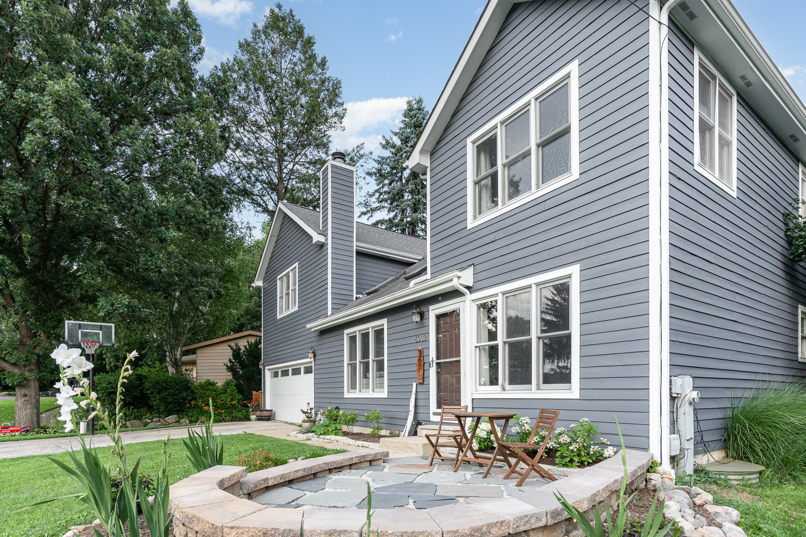 6032 S Lake Shore Drive