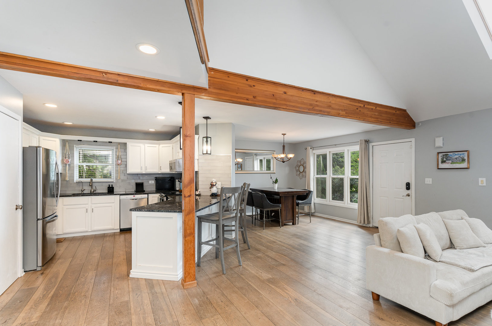 6032 S Lake Shore Drive