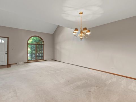 Tiny photo for 23W501 Green Trails Drive, Naperville, IL 60540 (MLS # 12481095)