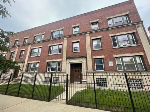 4354 W Washington Boulevard 202 Chicago IL 60624