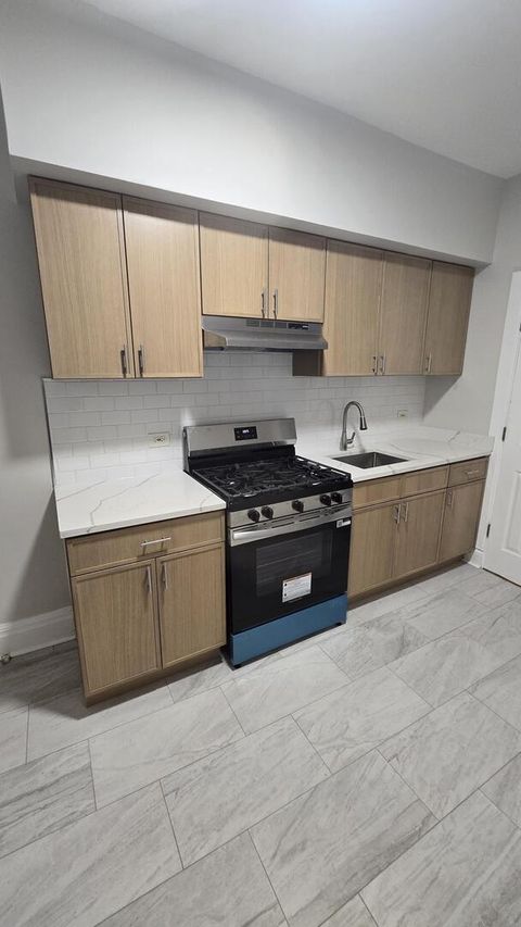 Tiny photo for 4354 W Washington Boulevard #202, Chicago, IL 60624 (MLS # 12598292)