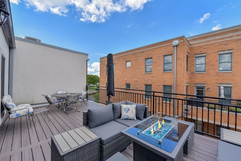 Tiny photo for 460 Pennsylvania Avenue #B, Glen Ellyn, IL 60137 (MLS # 12736673)