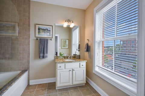Tiny photo for 460 Pennsylvania Avenue #B, Glen Ellyn, IL 60137 (MLS # 12736673)