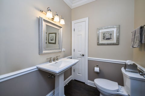 Tiny photo for 460 Pennsylvania Avenue #B, Glen Ellyn, IL 60137 (MLS # 12736673)
