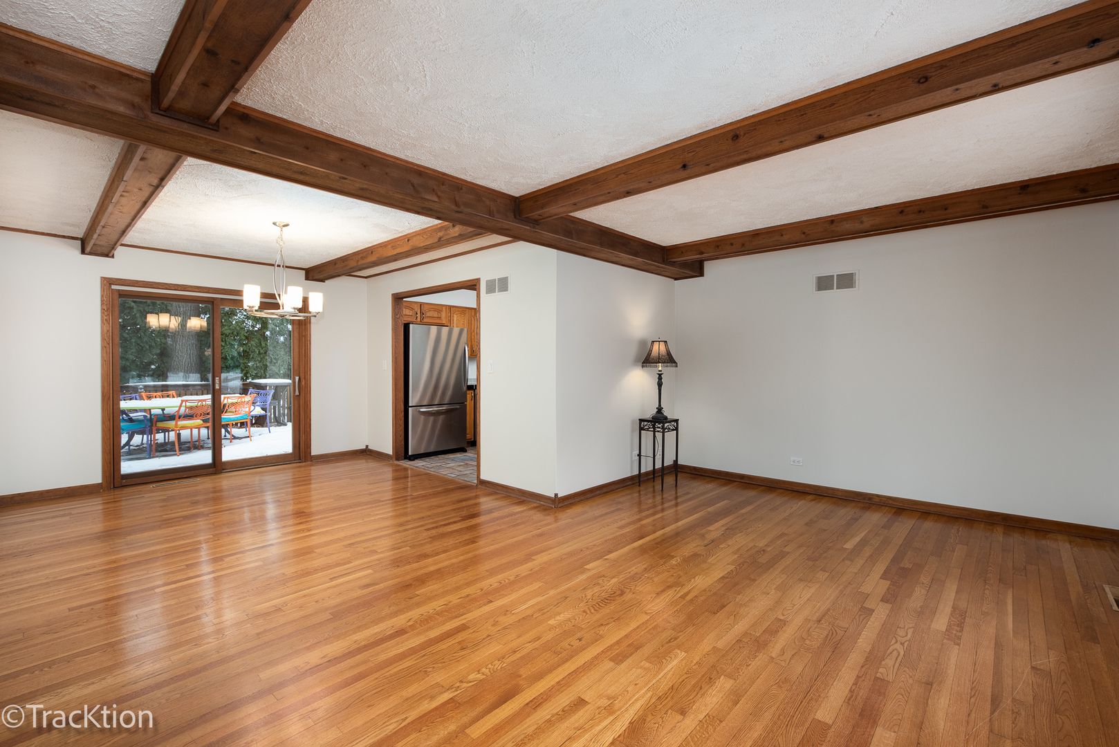 6724 Meadowcrest Drive