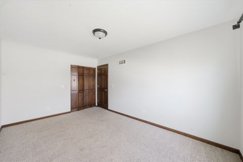 Tiny photo for 1047 Waterford Cut, Crystal Lake, IL 60014 (MLS # 12521825)