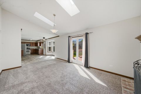 Tiny photo for 1047 Waterford Cut, Crystal Lake, IL 60014 (MLS # 12521825)