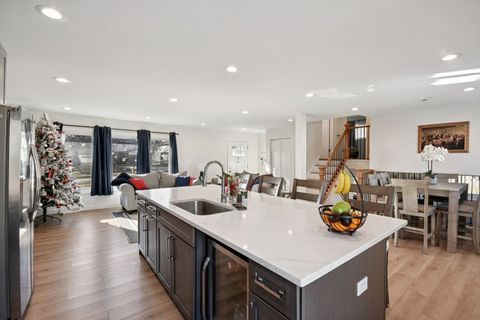 Tiny photo for 103 Pipers Drive, Bartlett, IL 60103 (MLS # 12545749)