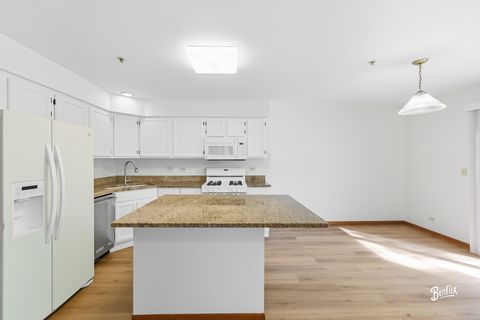 Tiny photo for 1303 Orleans Drive, Mundelein, IL 60060 (MLS # 12475611)