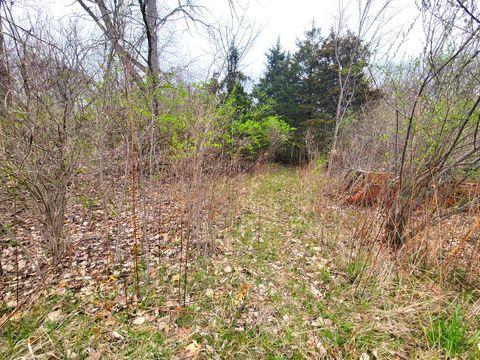 Tiny photo for 2569 E 22nd Road, Marseilles, IL 61341 (MLS # 12616328)