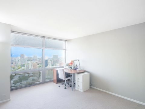 Tiny photo for 2650 N Lakeview Avenue #3101, Chicago, IL 60614 (MLS # 12494106)