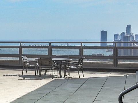 Tiny photo for 2650 N Lakeview Avenue #3101, Chicago, IL 60614 (MLS # 12494106)