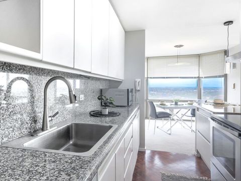 Tiny photo for 2650 N Lakeview Avenue #3101, Chicago, IL 60614 (MLS # 12494106)