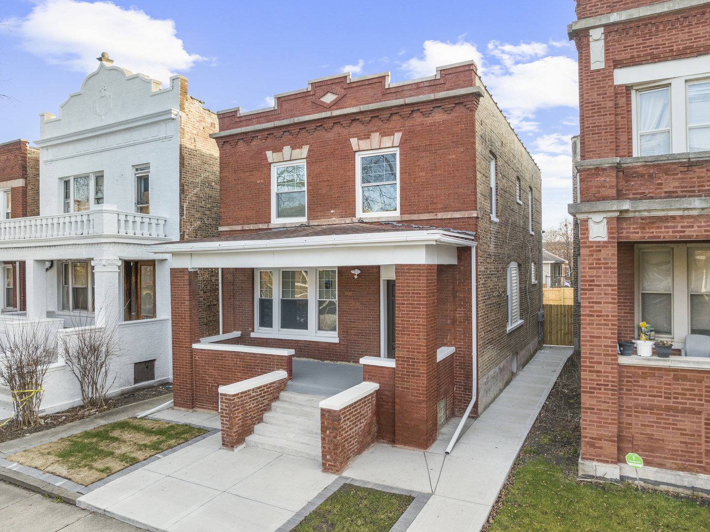 7823 S MORGAN Street